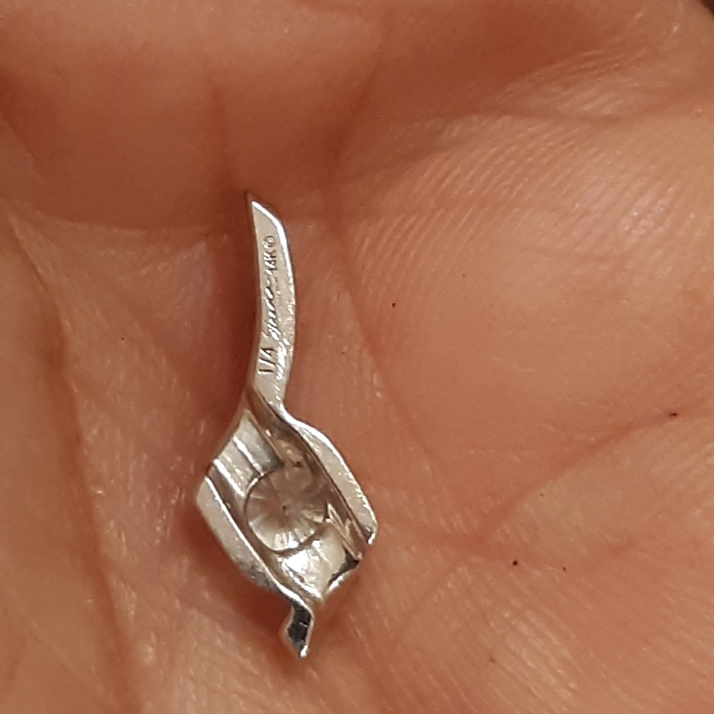 DIAMOND SET in 14k solid gold